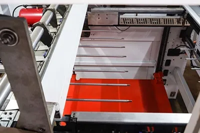 Пакетная укладка, ленточный конвейер и подъёмная система